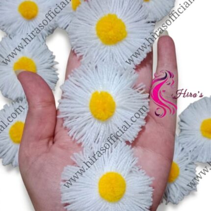 Stylish Daisy Flower Woolen Buttons